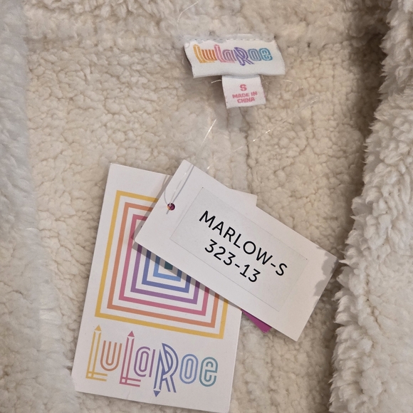 Marlow Faux Shearling Vest - Picture 4 of 7